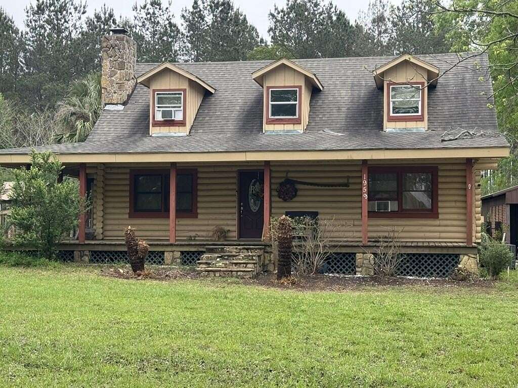 3.3 Acres of Land with Home for Sale in Luverne, Alabama