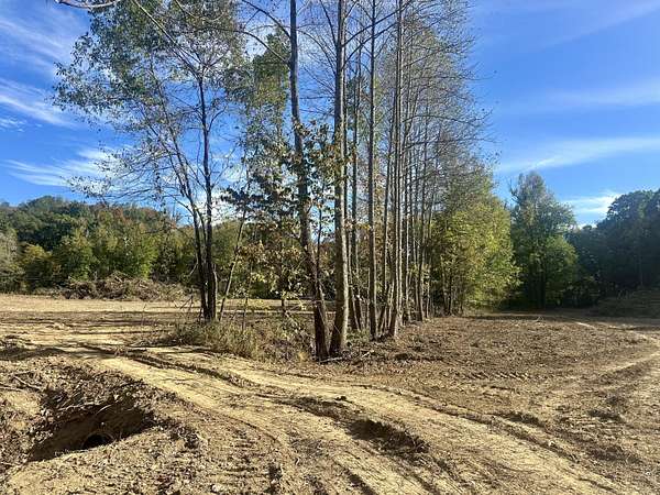 106 Acres of Land for Sale in London, Kentucky