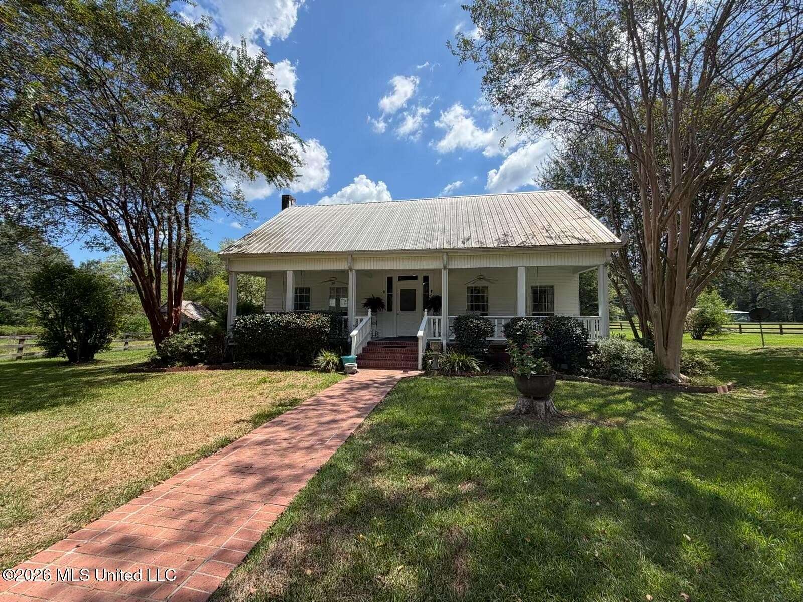 88.6 Acres of Land with Home for Sale in Crystal Springs, Mississippi