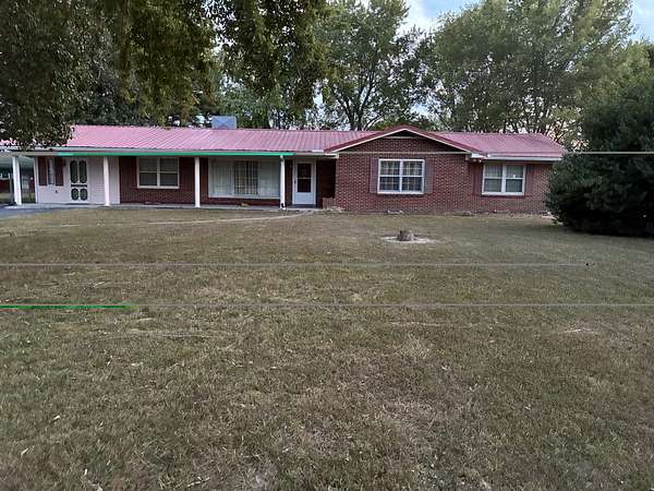 2.53 Acres of Land with Home for Sale in Lawrenceburg, Tennessee
