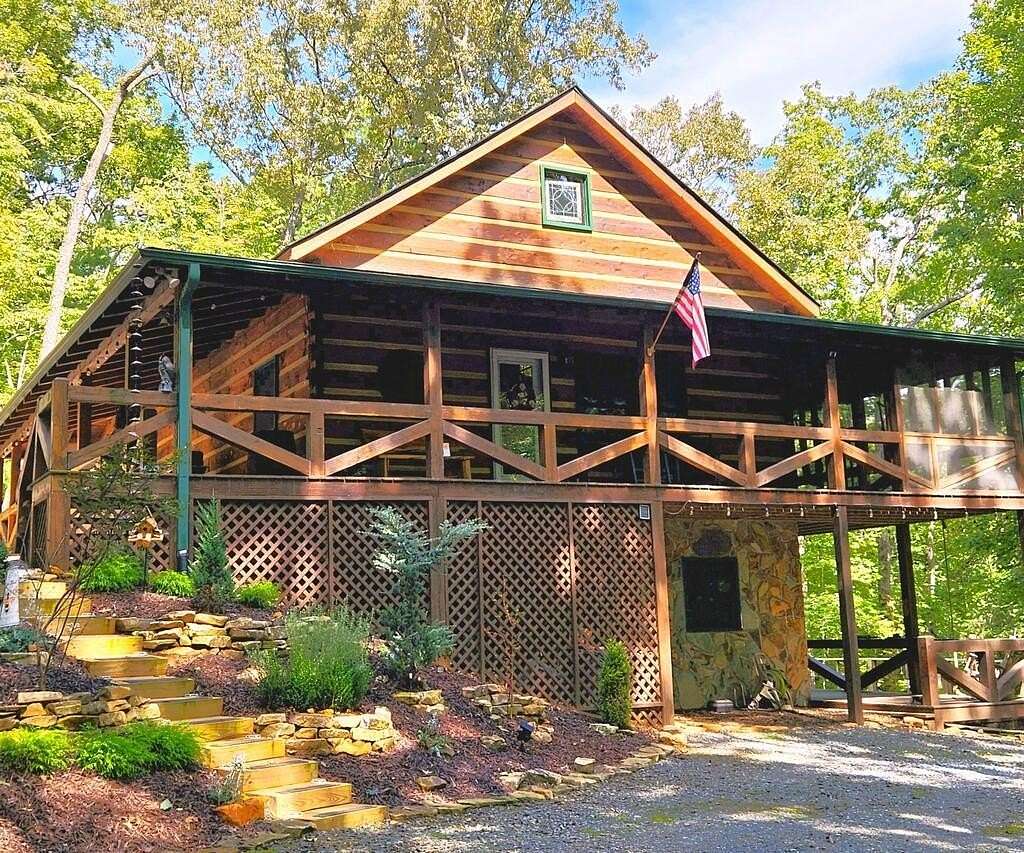 1.54 Acres of Land with Home for Sale in Blue Ridge, Georgia