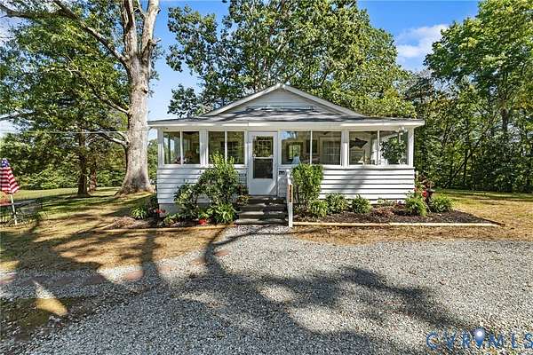 12 Acres of Recreational Land with Home for Sale in Powhatan, Virginia