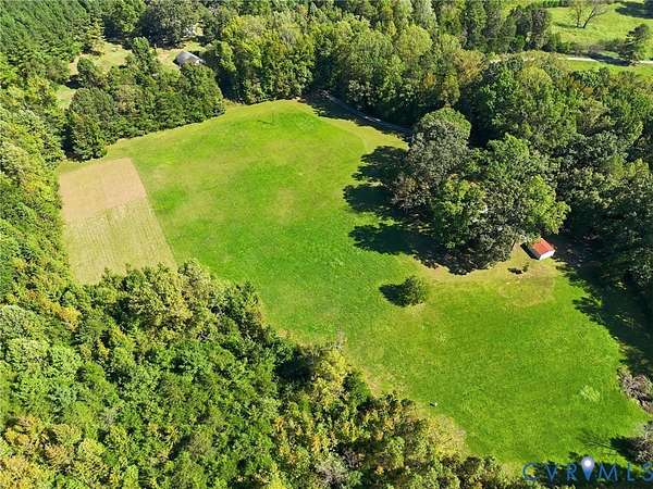 12 Acres of Recreational Land with Home for Sale in Powhatan, Virginia