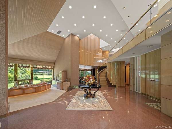 6 Acres of Land with Home for Sale in Old Westbury, New York