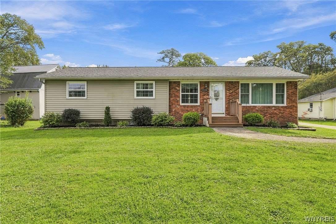 2.3 Acres of Land with Home for Sale in Lockport, New York