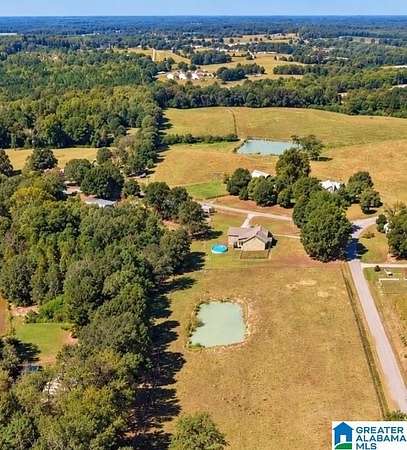 7 Acres of Land with Home for Sale in Vinemont, Alabama