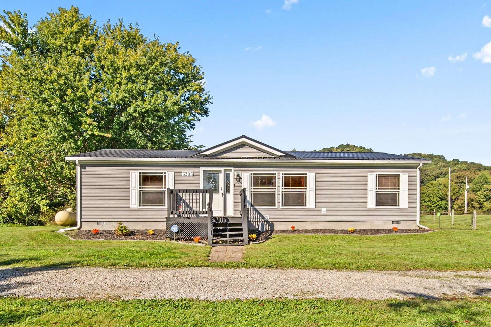 4.16 Acres of Land with Home for Sale in Chillicothe, Ohio