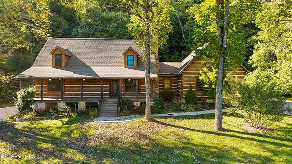 2.75 Acres of Land with Home for Sale in Clinton, Tennessee