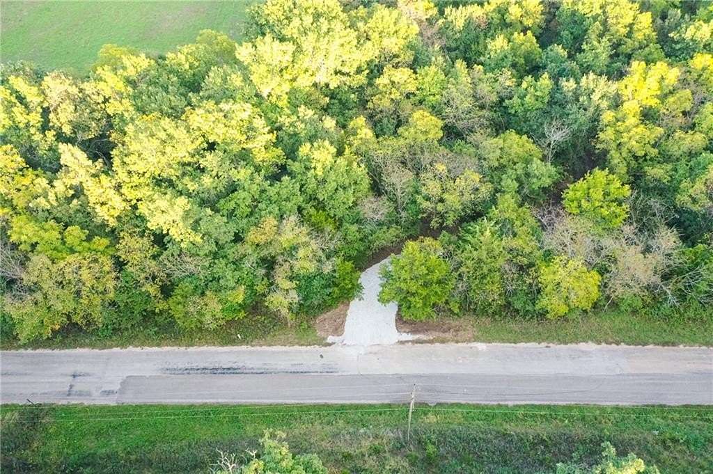 20 Acres of Recreational & Residential Land for Sale in Knob Noster, Missouri