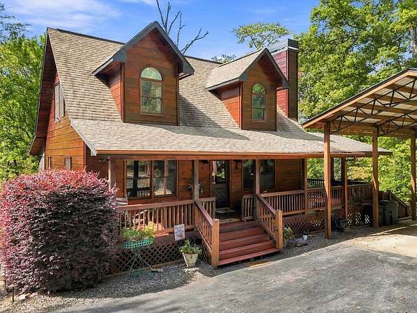 3.1 Acres of Land with Home for Sale in Blue Ridge, Georgia