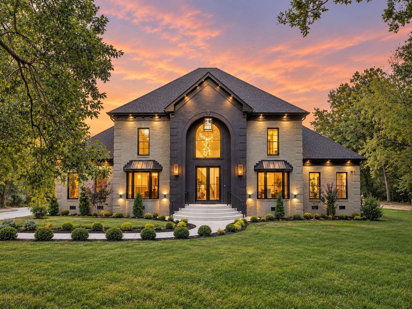 1.5 Acres of Land with Home for Sale in Nashville, Tennessee