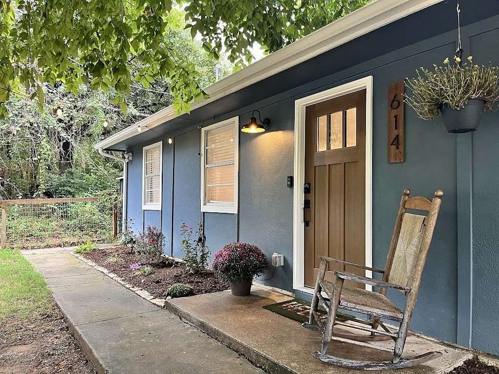 1.72 Acres of Land with Home for Lease in Southlake, Texas