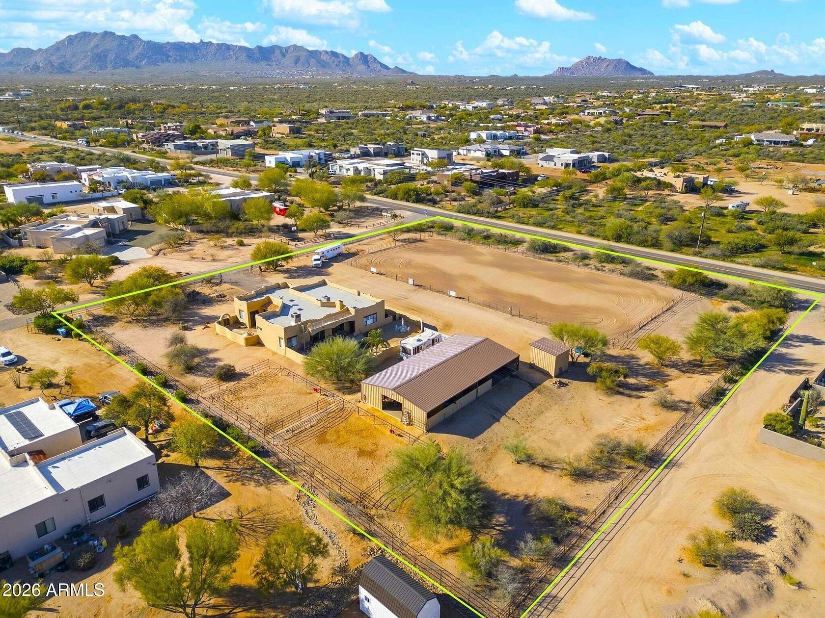 2.5 Acres of Land with Home for Sale in Scottsdale, Arizona