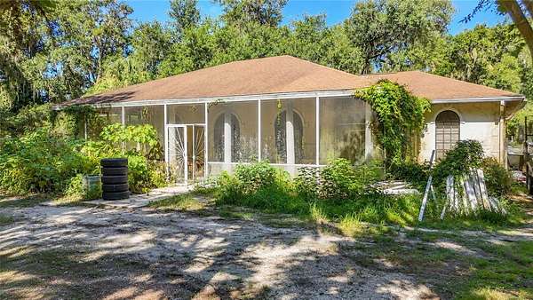 6 Acres of Land with Home for Sale in Sarasota, Florida
