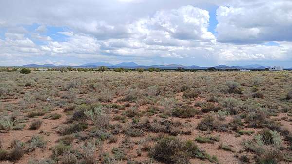 1 Acre of Residential Land for Sale in Williams, Arizona