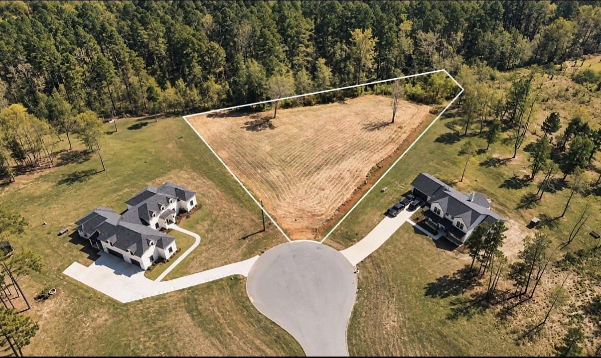 1.69 Acres of Residential Land for Sale in Benton, Louisiana