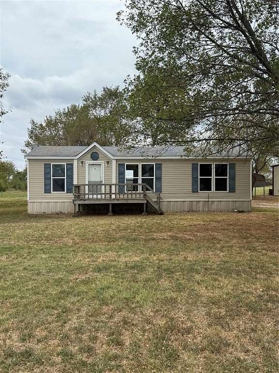 2 Acres of Land with Home for Sale in Chandler, Oklahoma