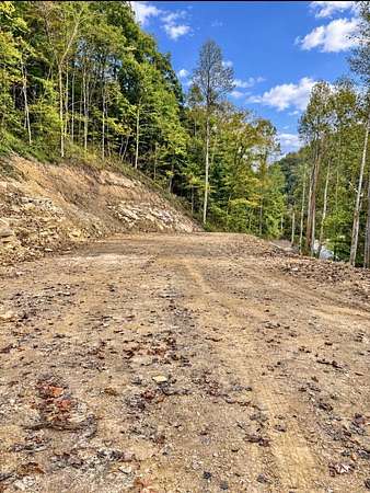 2 Acres of Residential Land for Sale in McCarr, Kentucky