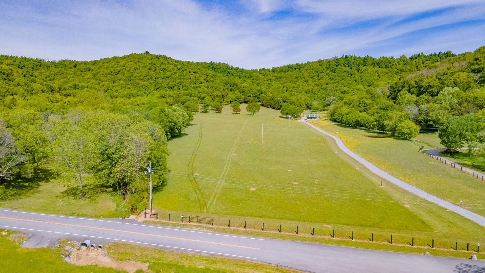 160 Acres of Land for Sale in Christiana, Tennessee