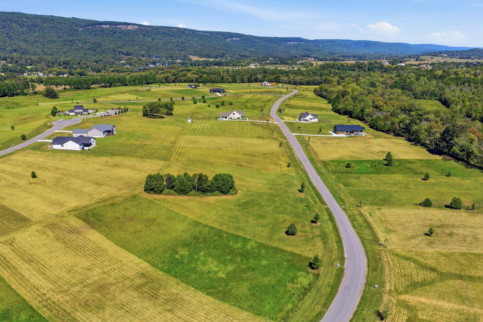 0.84 Acres of Residential Land for Sale in Dunlap, Tennessee