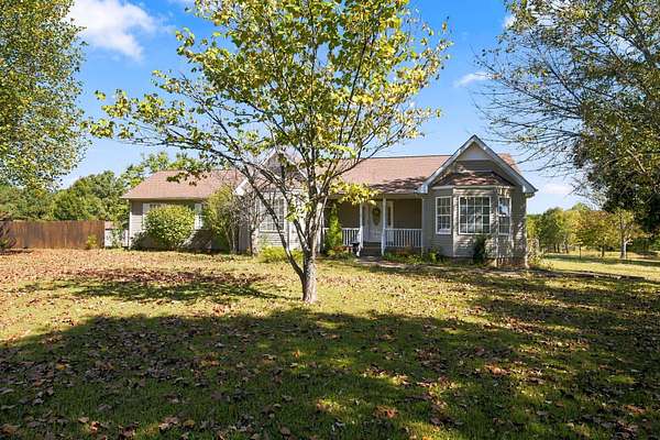 5 Acres of Land with Home for Sale in McEwen, Tennessee