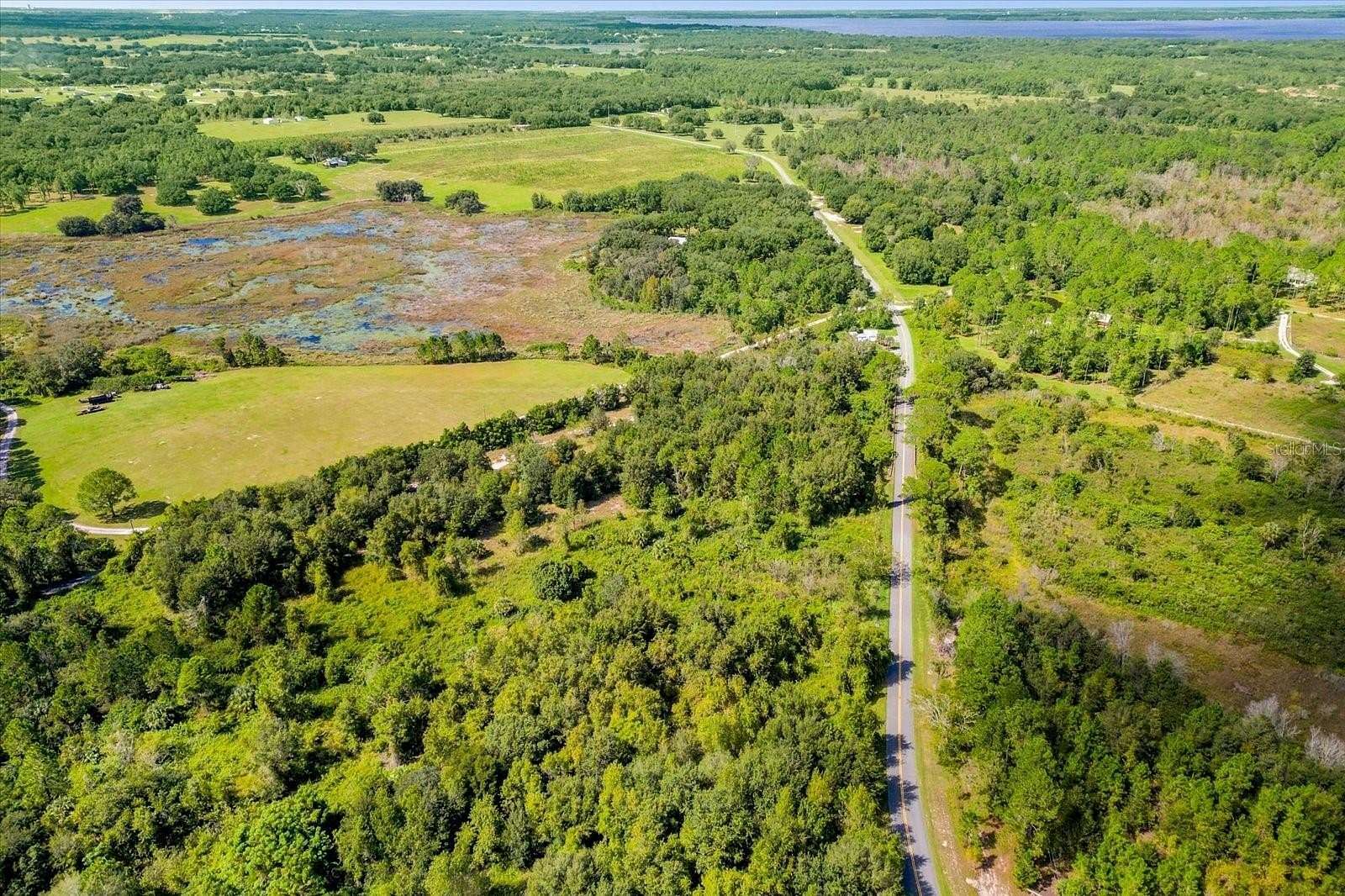 10 Acres of Land for Sale in Howey-in-the-Hills, Florida