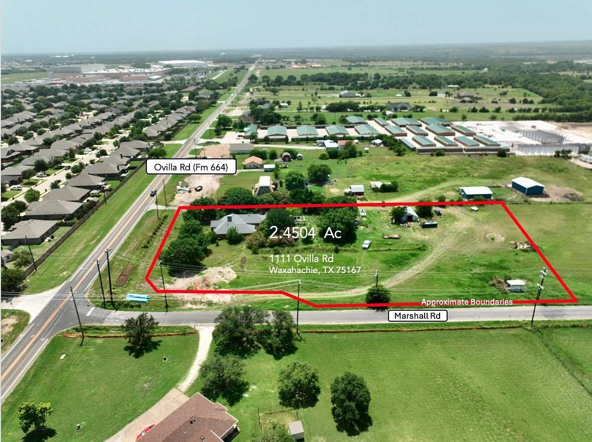 2.45 Acres of Mixed-Use Land for Sale in Waxahachie, Texas