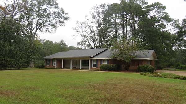 5 Acres of Land with Home for Sale in Kosciusko, Mississippi