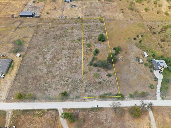 1.5 Acres of Residential Land for Sale in Rice, Texas