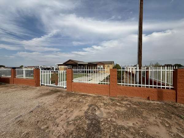 1.5 Acres of Land with Home for Sale in Seminole, Texas