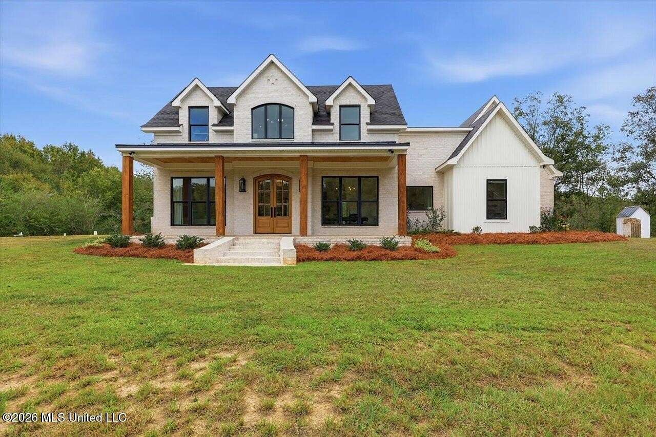 51.2 Acres of Recreational Land with Home for Sale in Mendenhall, Mississippi