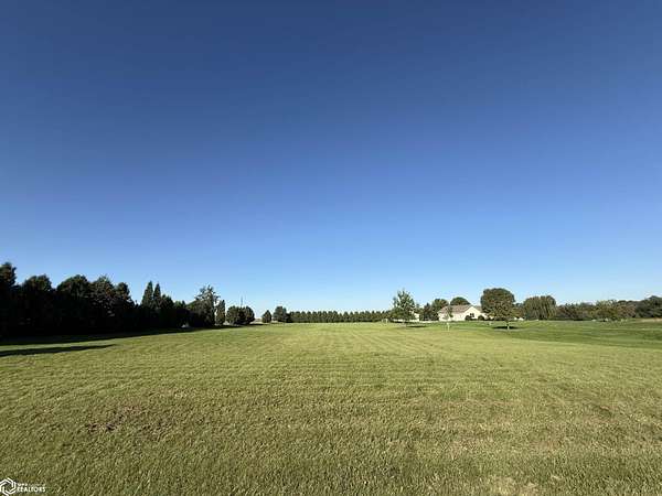 2.2 Acres of Residential Land for Sale in Burlington, Iowa
