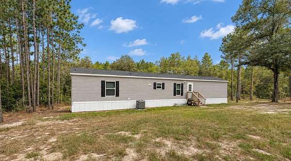 2.26 Acres of Land with Home for Sale in Bell, Florida