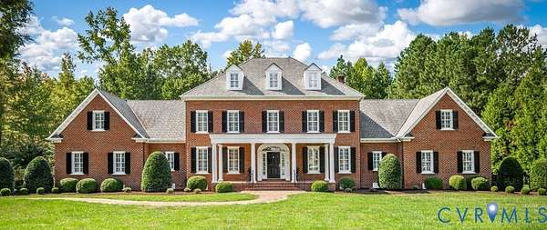 2.37 Acres of Land with Home for Sale in Richmond, Virginia