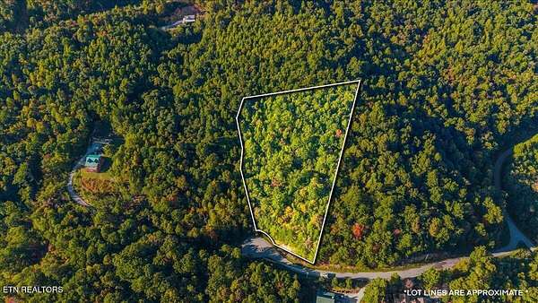 3.39 Acres of Residential Land for Sale in New Tazewell, Tennessee