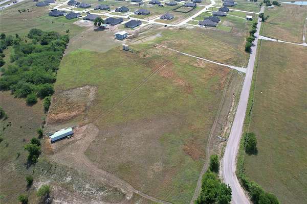 8.71 Acres of Land for Sale in Ponder, Texas