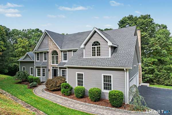 10.1 Acres of Land with Home for Sale in Southbury, Connecticut