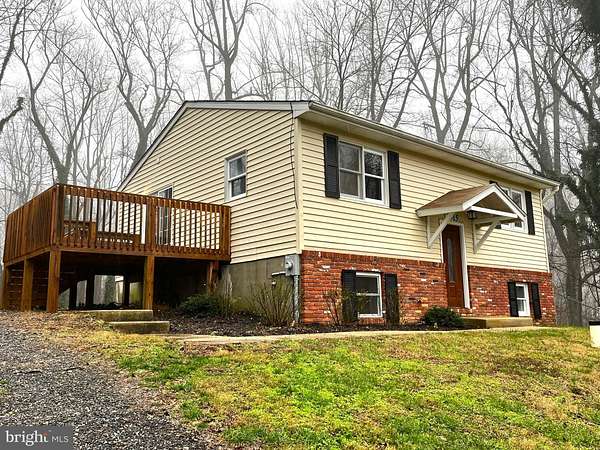 3.87 Acres of Land with Home for Lease in Port Republic, Maryland