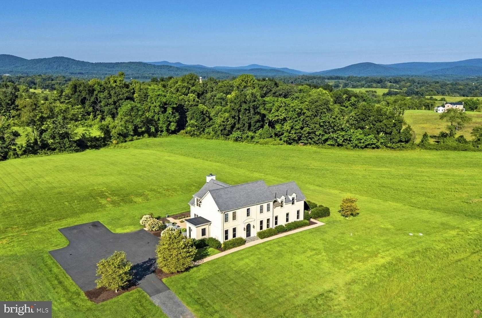 50.1 Acres of Agricultural Land with Home for Sale in Delaplane, Virginia