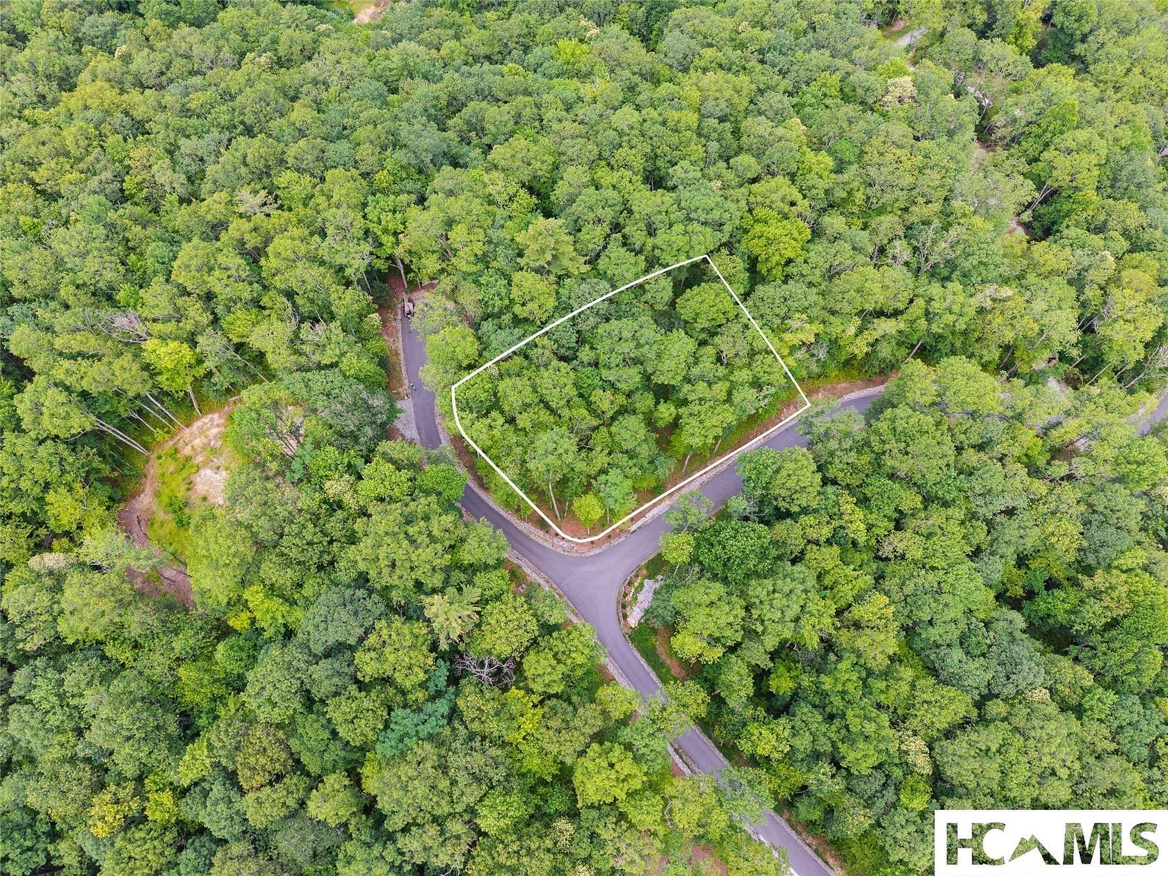 0.69 Acres of Residential Land for Sale in Cashiers, North Carolina