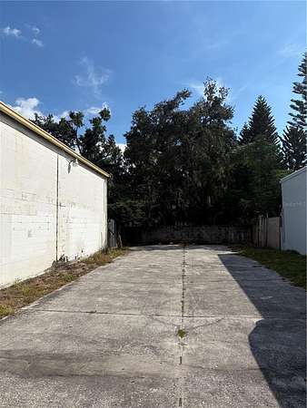 0.1 Acres of Commercial Land for Sale in Tampa, Florida