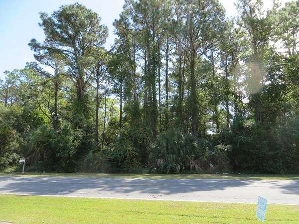 1.2 Acres of Residential Land for Sale in Carrabelle, Florida