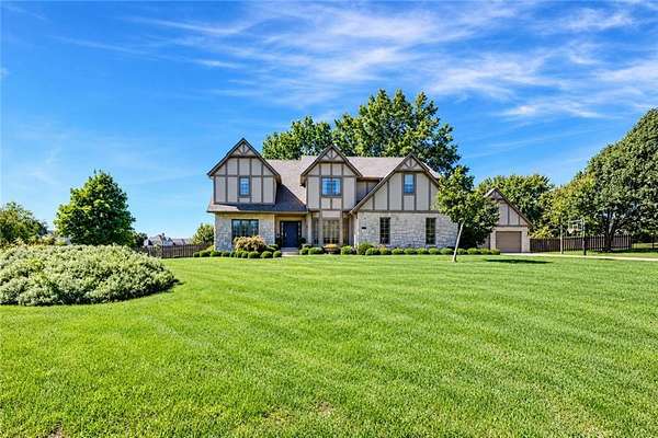 1.5 Acres of Land with Home for Sale in Overland Park, Kansas