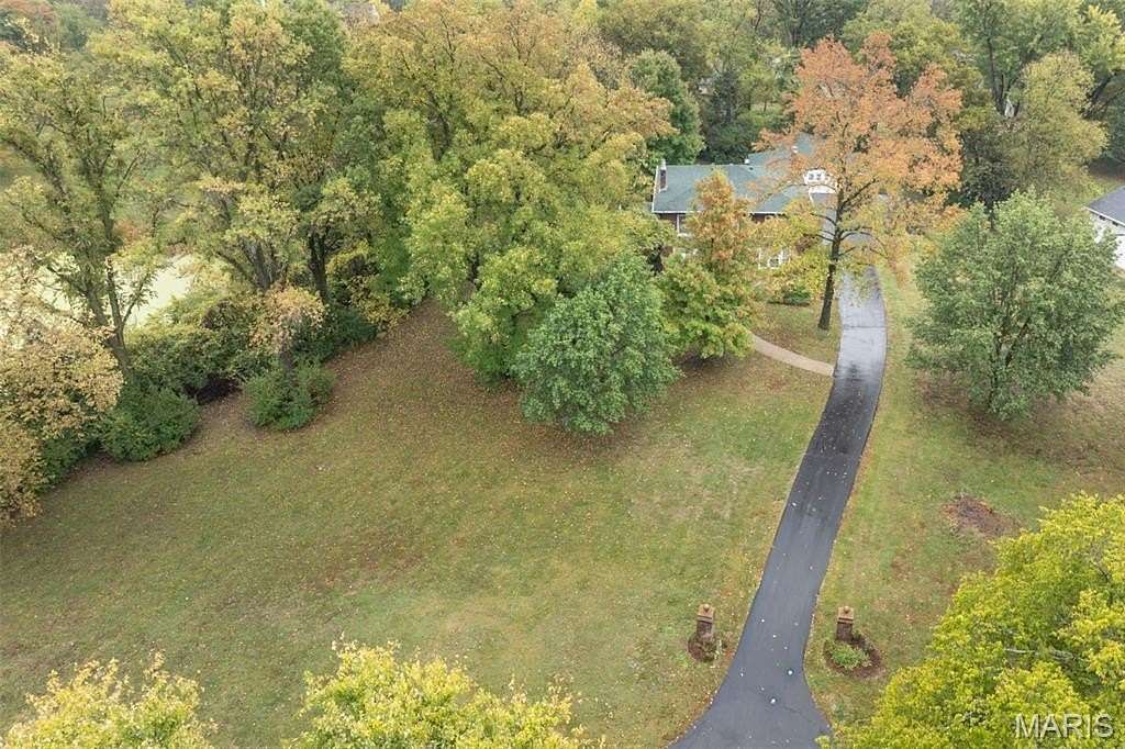 1.55 Acres of Residential Land for Sale in Sunset Hills, Missouri