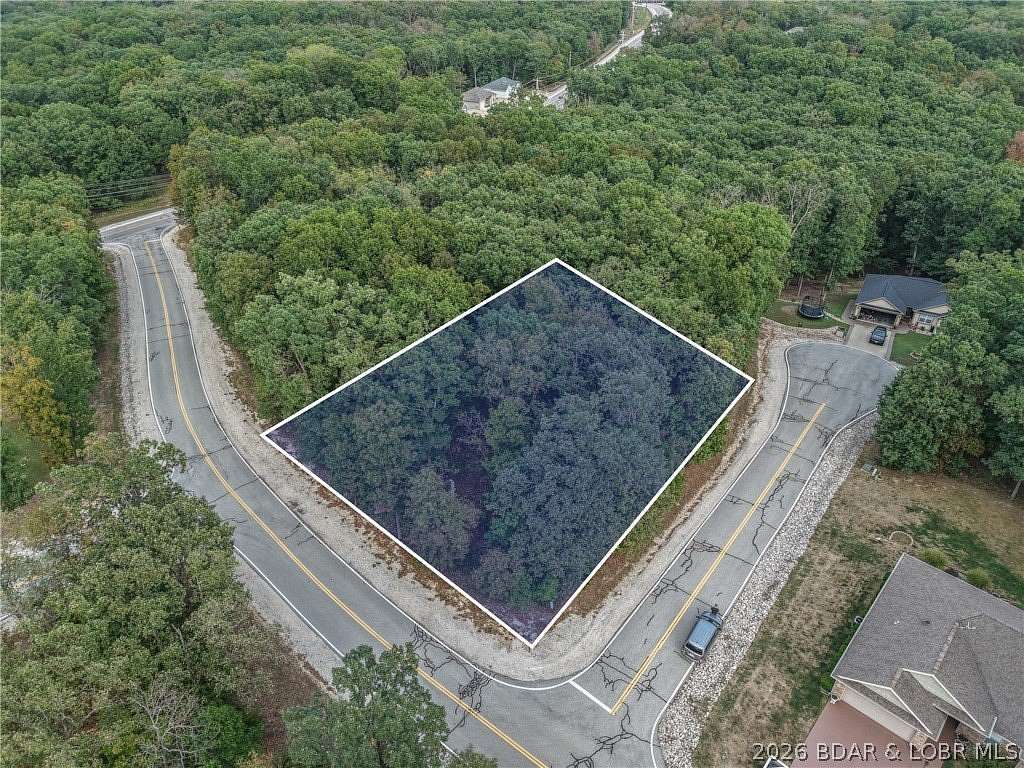 0.28 Acres of Residential Land for Sale in Village of Four Seasons, Missouri