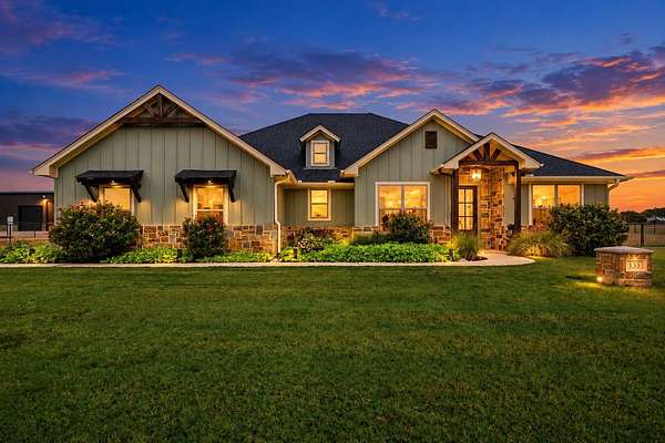 2 Acres of Land with Home for Sale in Weatherford, Texas