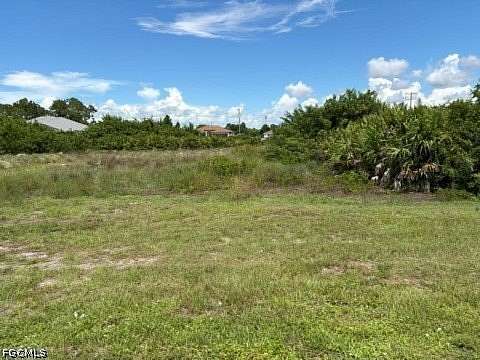 0.25 Acres of Residential Land for Sale in Lehigh Acres, Florida