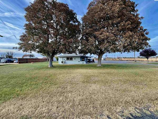 3 Acres of Land with Home for Sale in Kennewick, Washington