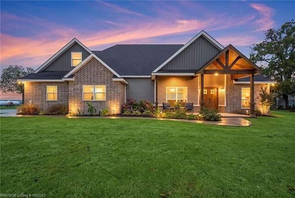 5 Acres of Land with Home for Sale in Sallisaw, Oklahoma