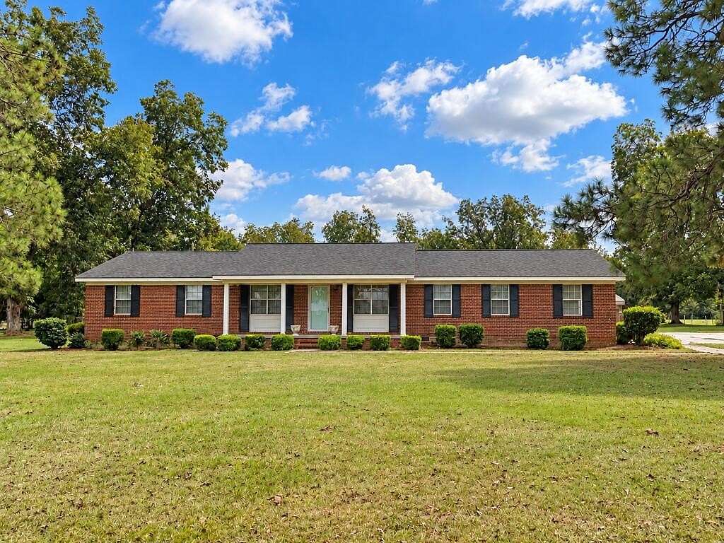 3 Acres of Land with Home for Sale in Albany, Georgia